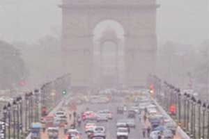 Deteriorating air quality of season as haze engulfs Delhi: Authorities