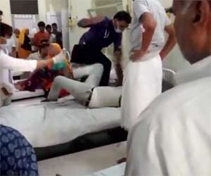 VIRAL Video: Doctor beating up patient in Rajasthan