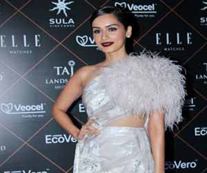 Former Miss World, MBBS Medico Manushi Chhillar bags Elles Flawless Beauty Award